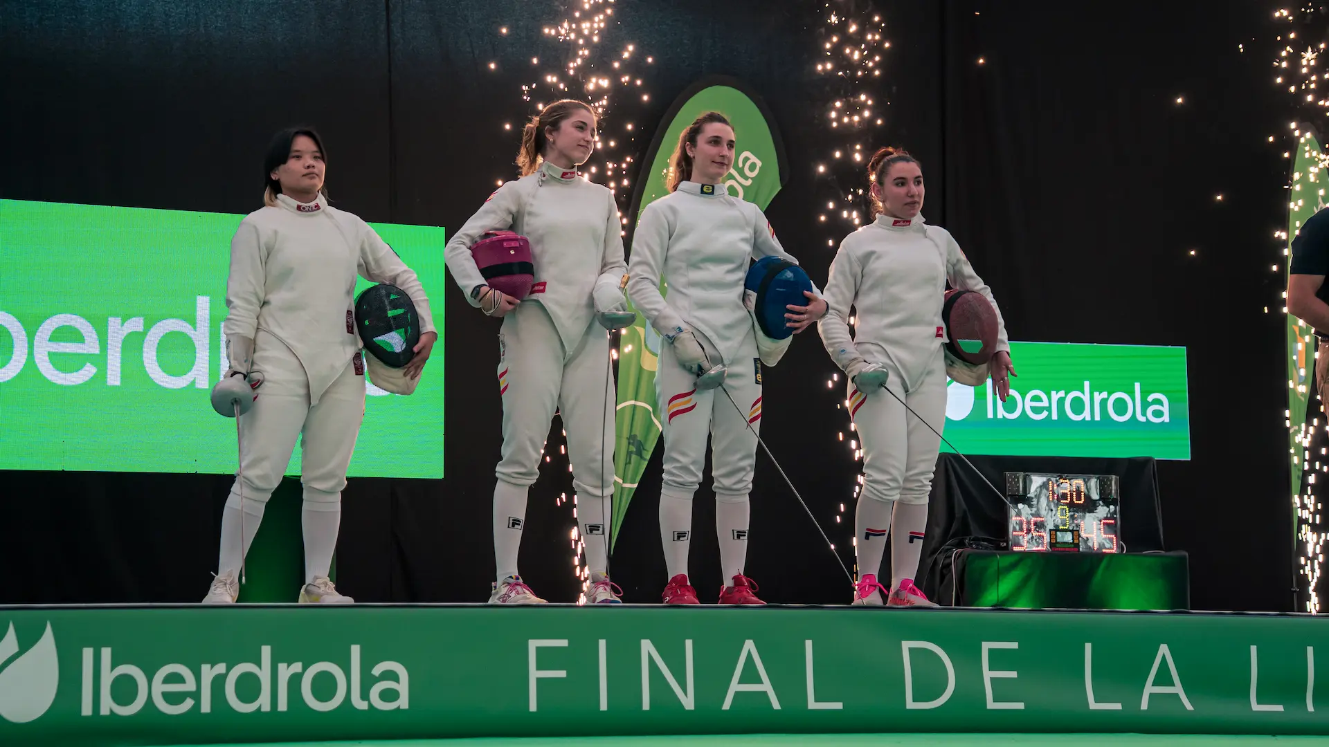 Esgrimistas del Club Esgrima Pozuelo en competición